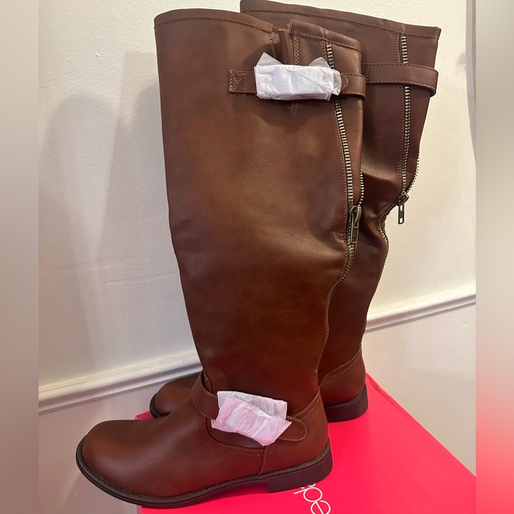 Latoya Flat Boot